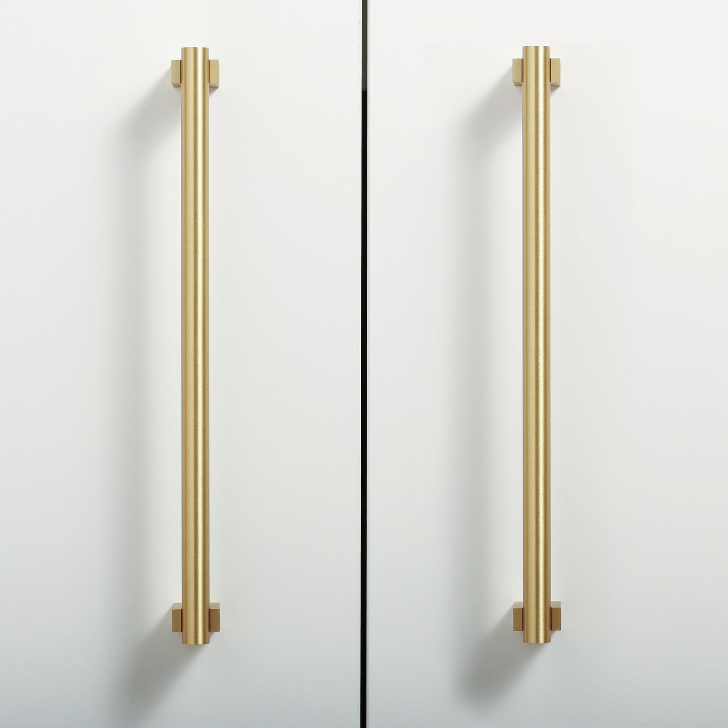 Aura Handle