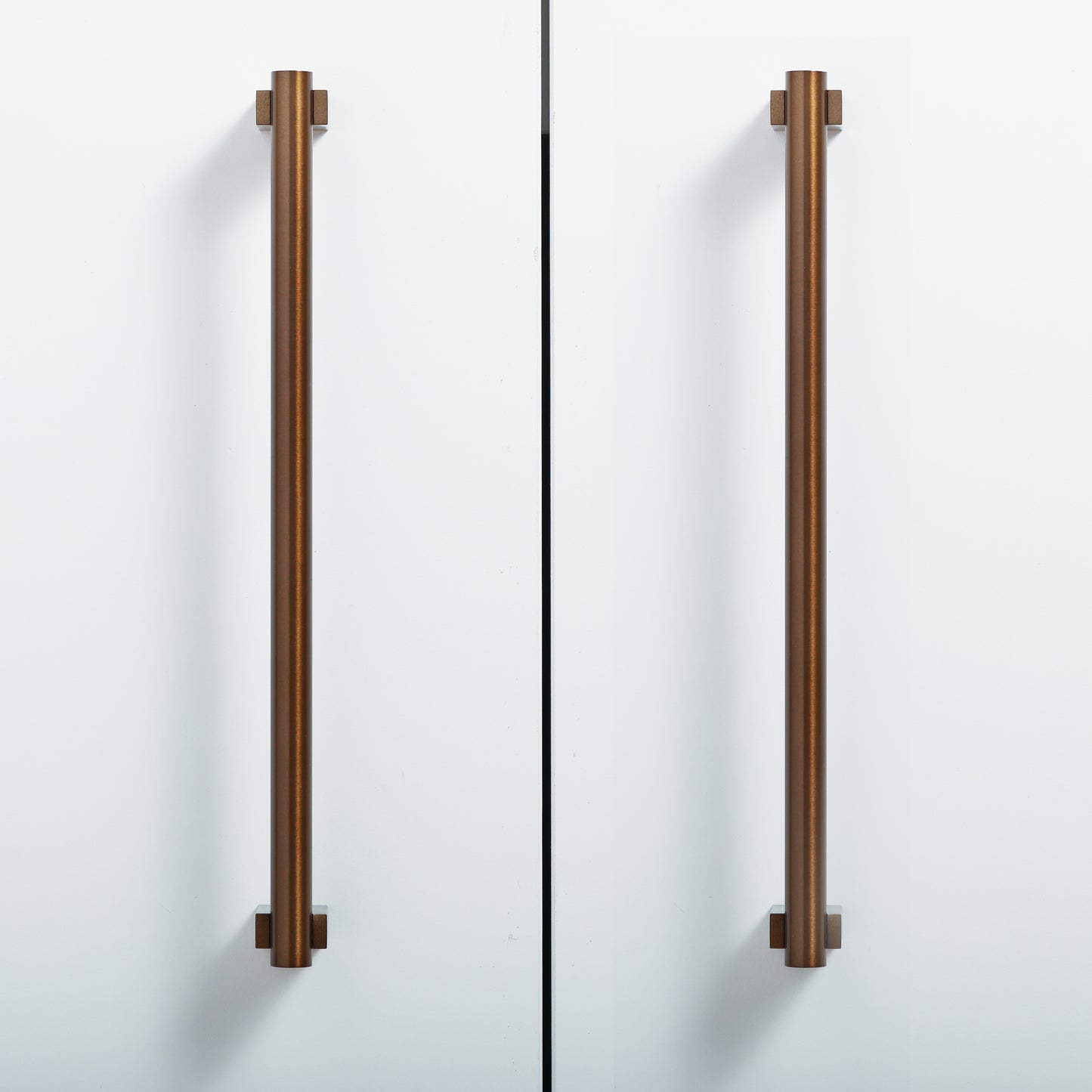 Aura Handle