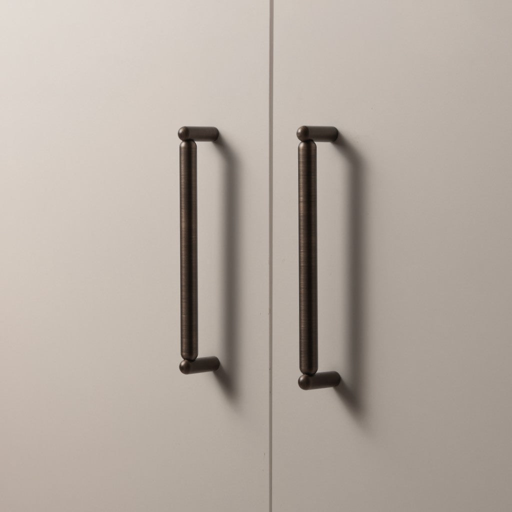 Monaco Handle