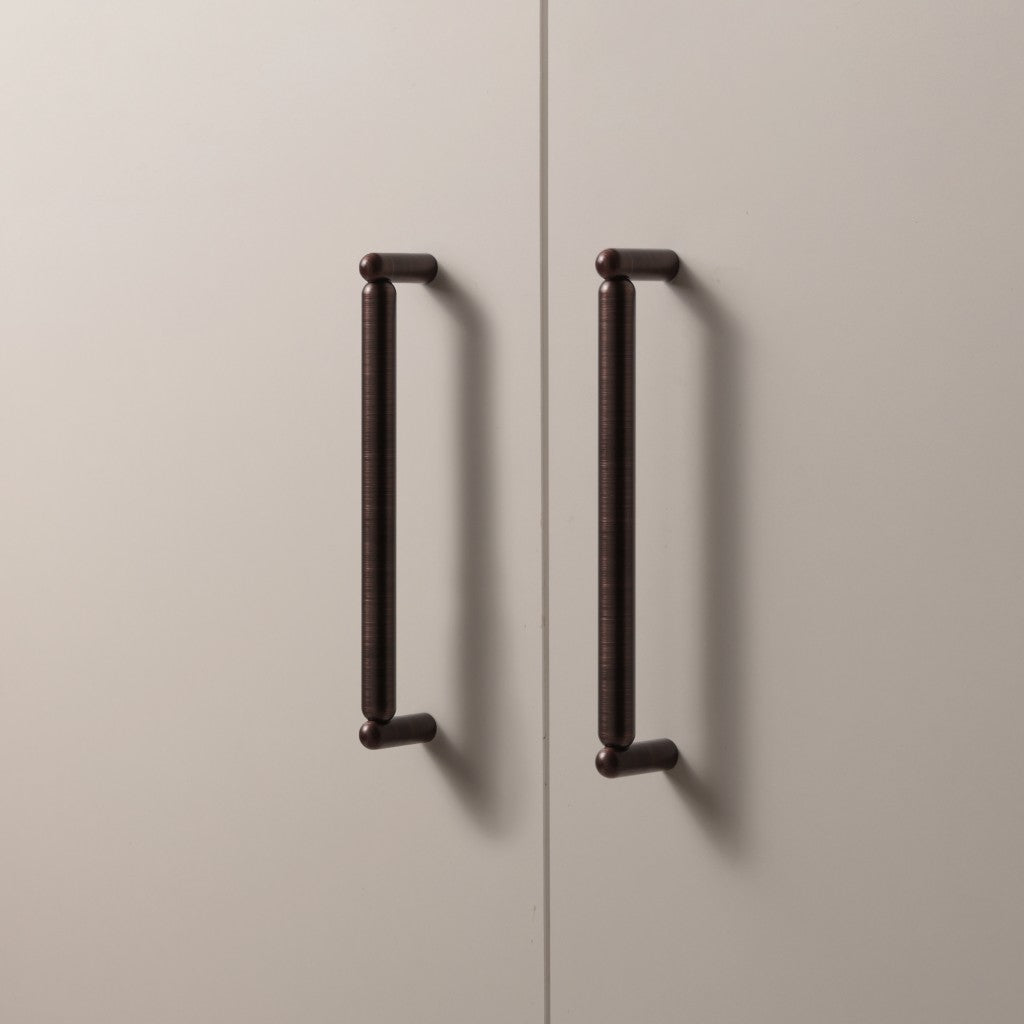 Monaco Handle