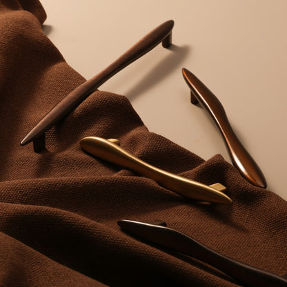 Maison Roma Handle