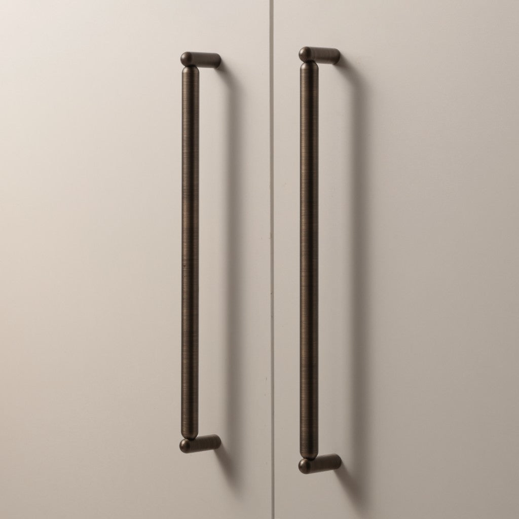 Monaco Handle