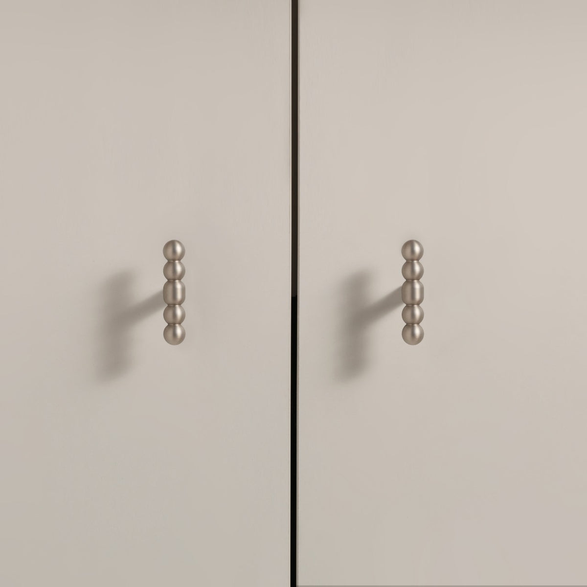 Milan Knob