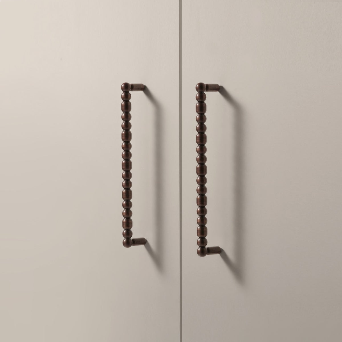 Milan Handle