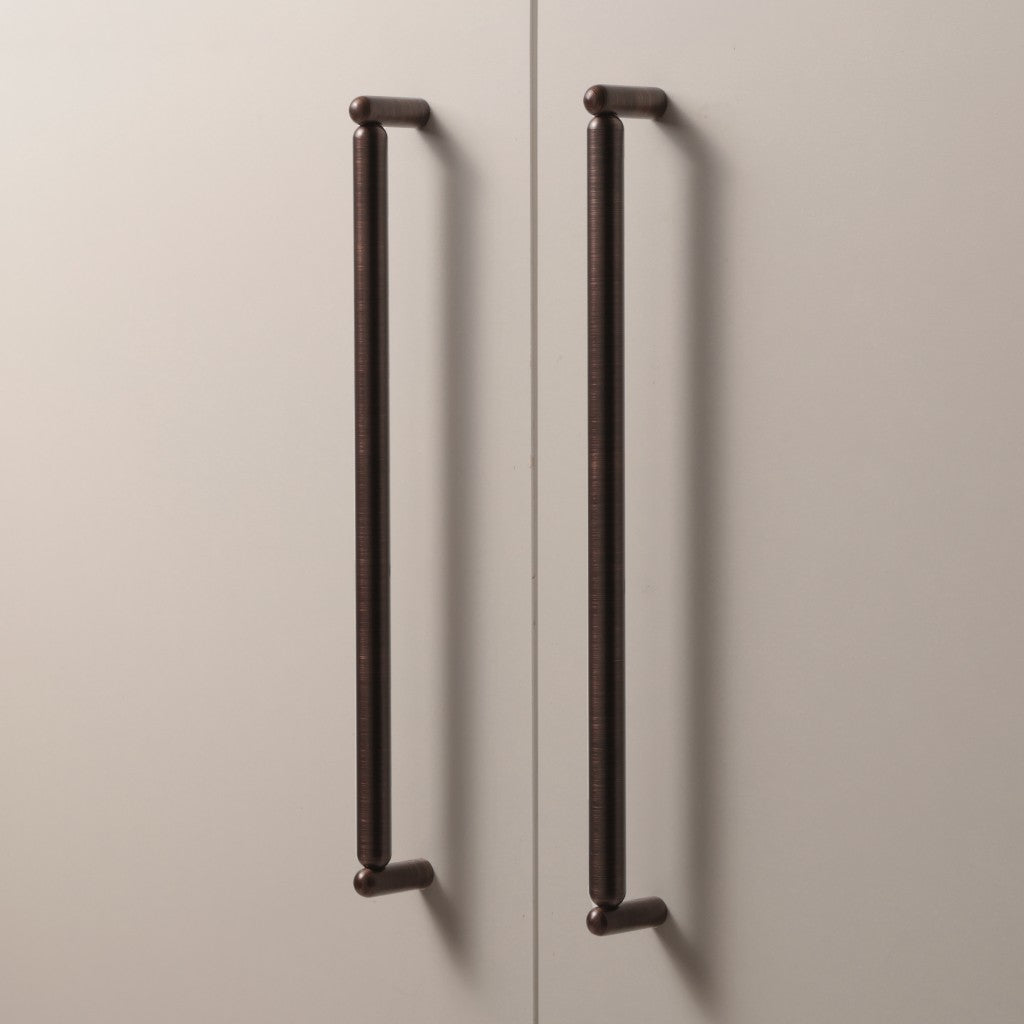 Monaco Handle