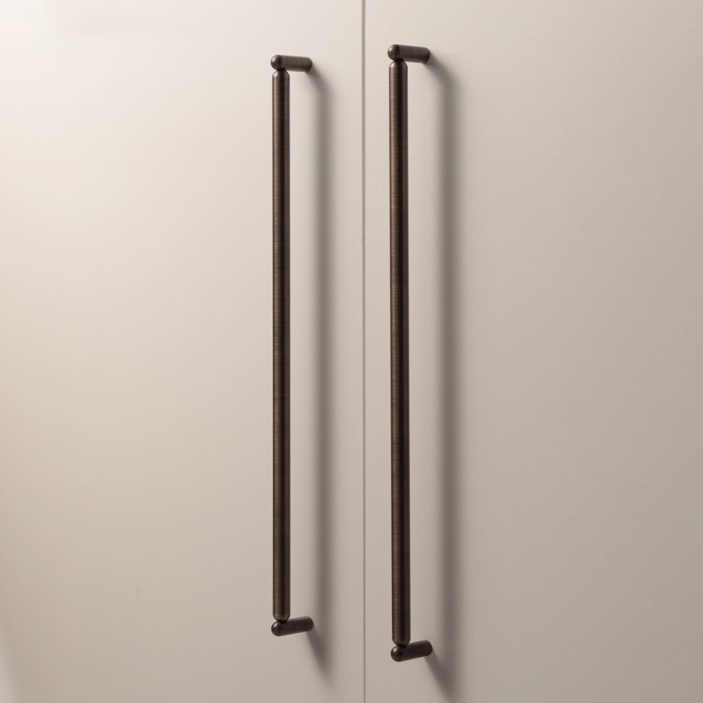 Monaco Handle