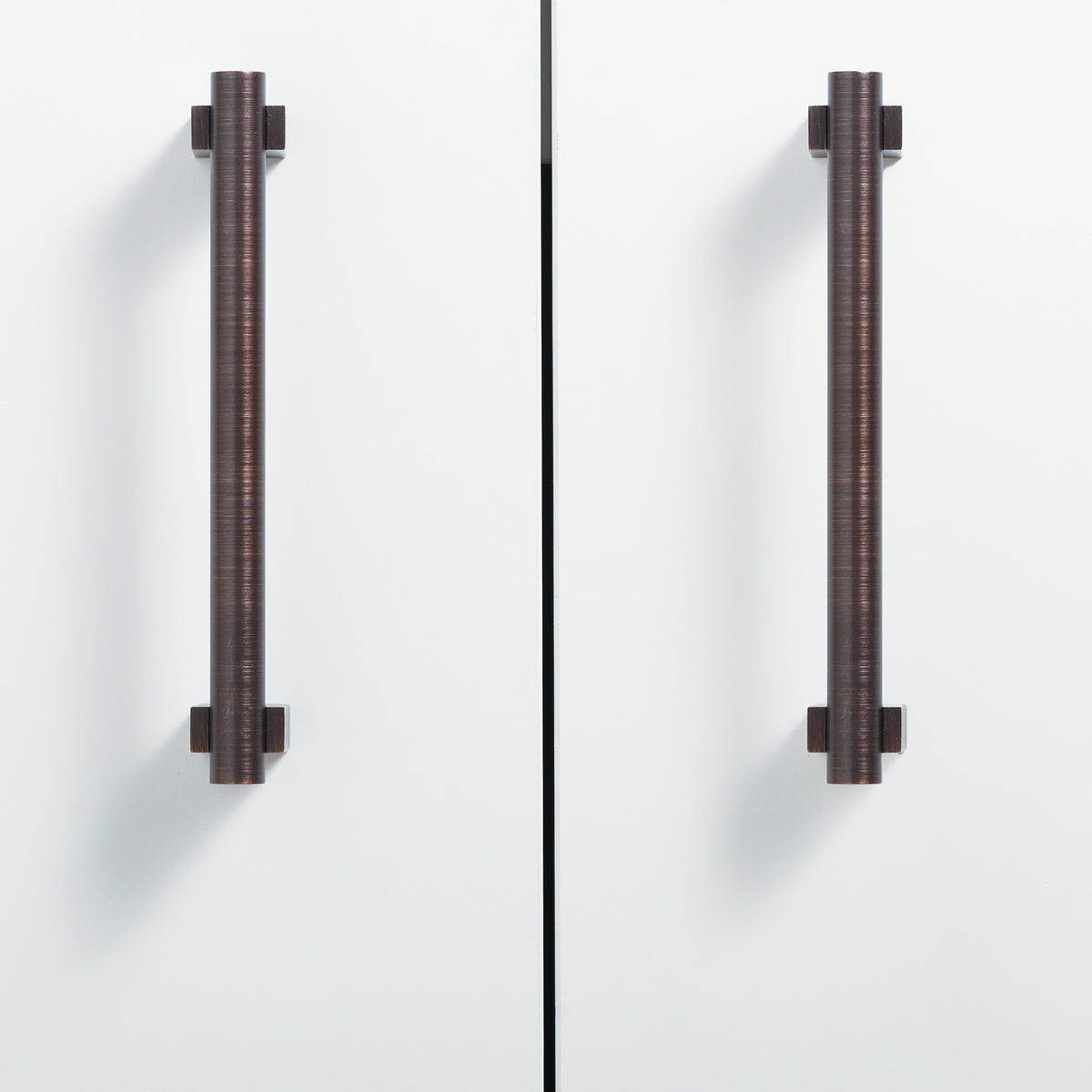 Aura Handle