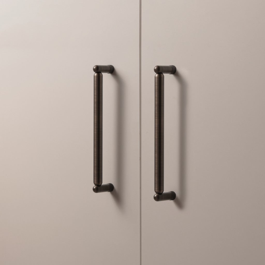 Knurled Monaco Handle