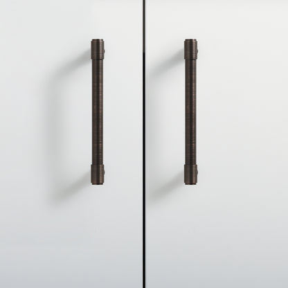 Slick Handle