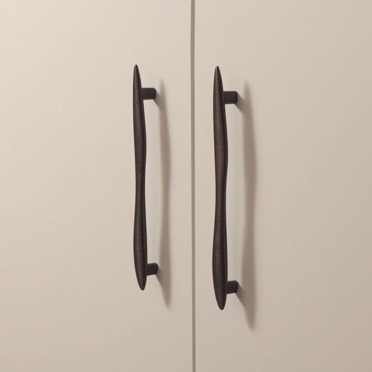 Maison Roma Handle