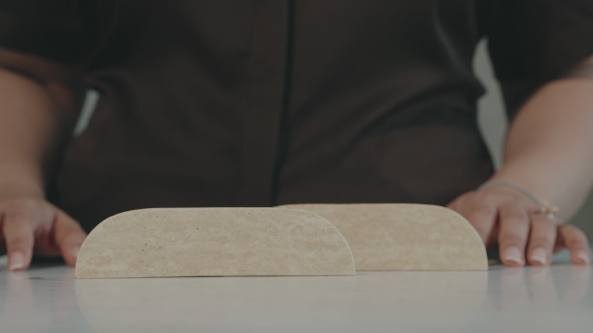 Close-up of the Angel Marble Handle in Travertine, 160mm